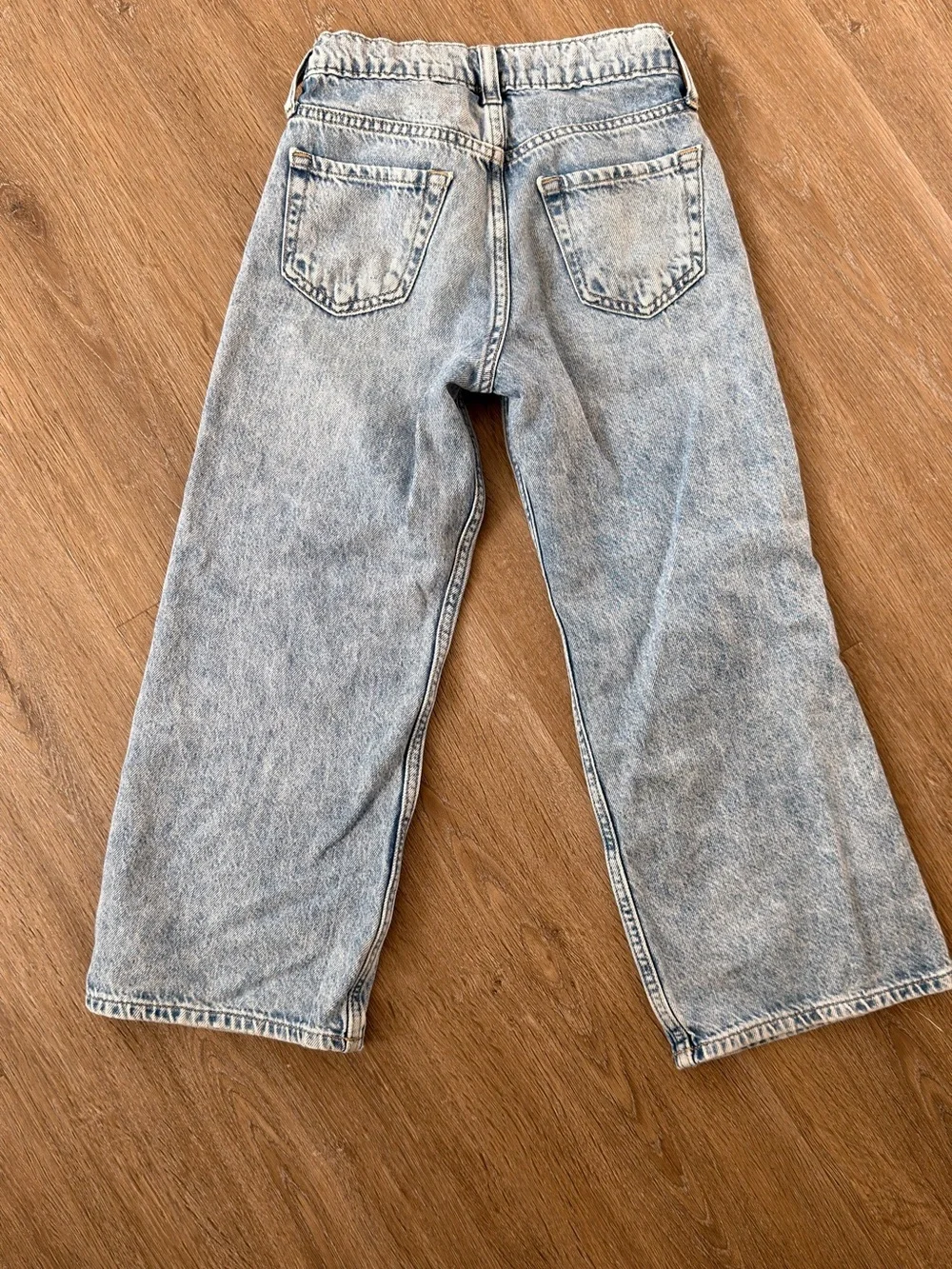 GAP Light Wash Kids Wide Leg Low Rise Jeans with Knee Rips